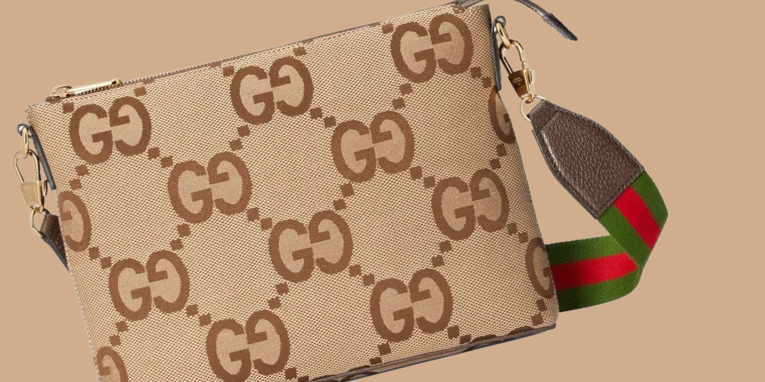image of gucci jumbo gg canvas messenger bag