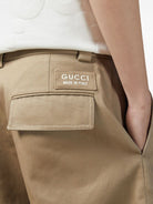 9569 GUCCI BEIGE COTTON CARGO PANTS.