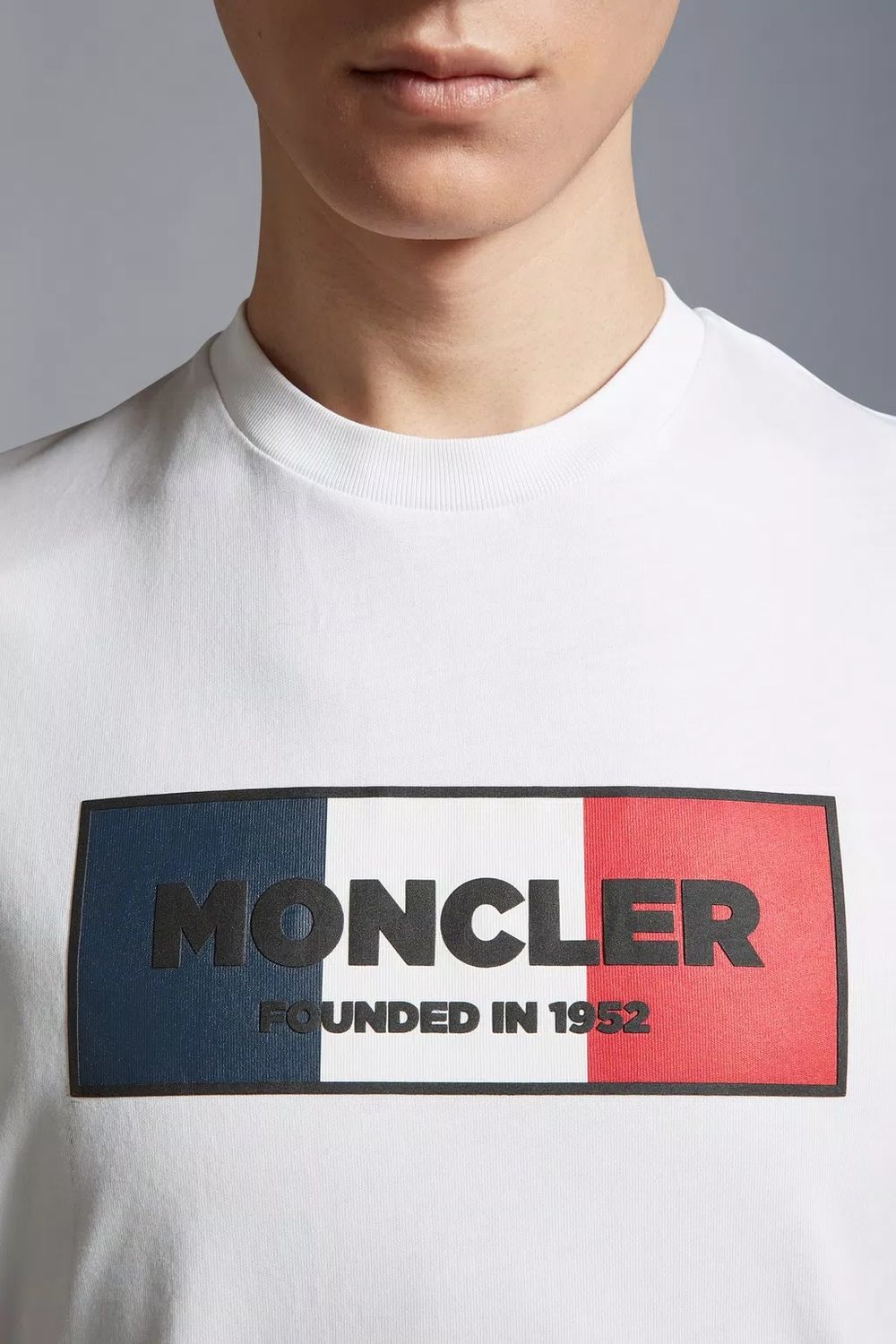 002 MONCLER SS T-SHIRT (I20918C000368390T002)