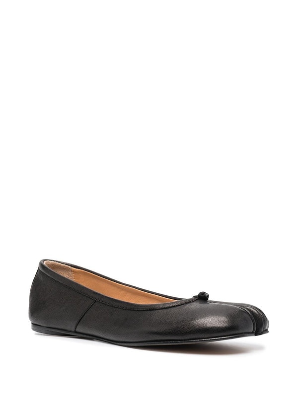 Maison Margiela Tabi Flat Ballerinas - Shop Now. | LOZURI